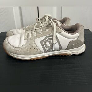 Born Primitive Savage 1 9.5 Athletic Shoes Sneakers White Classic Khaki